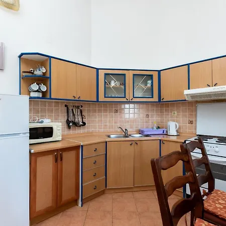 Marija I Apartment Lopar